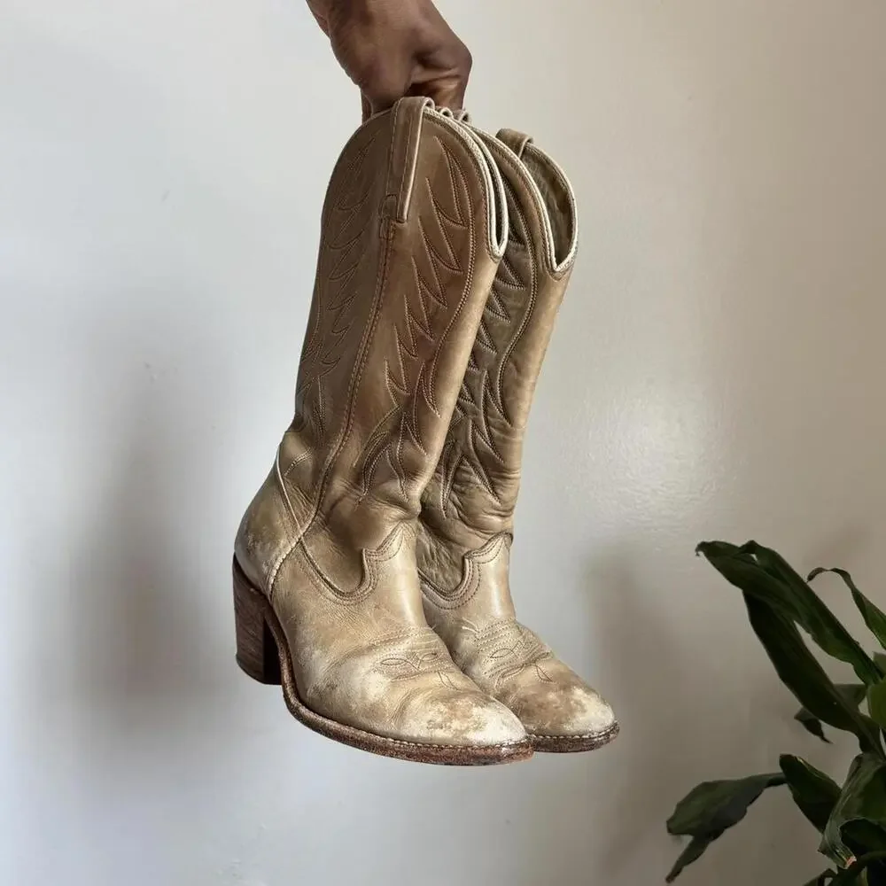 Vintage women’s 70s/80s ACME Tan distressed Leather Western‎ Boots size 6.5